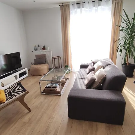 Apartment 65m2 Proche Centre Ville, Parking *